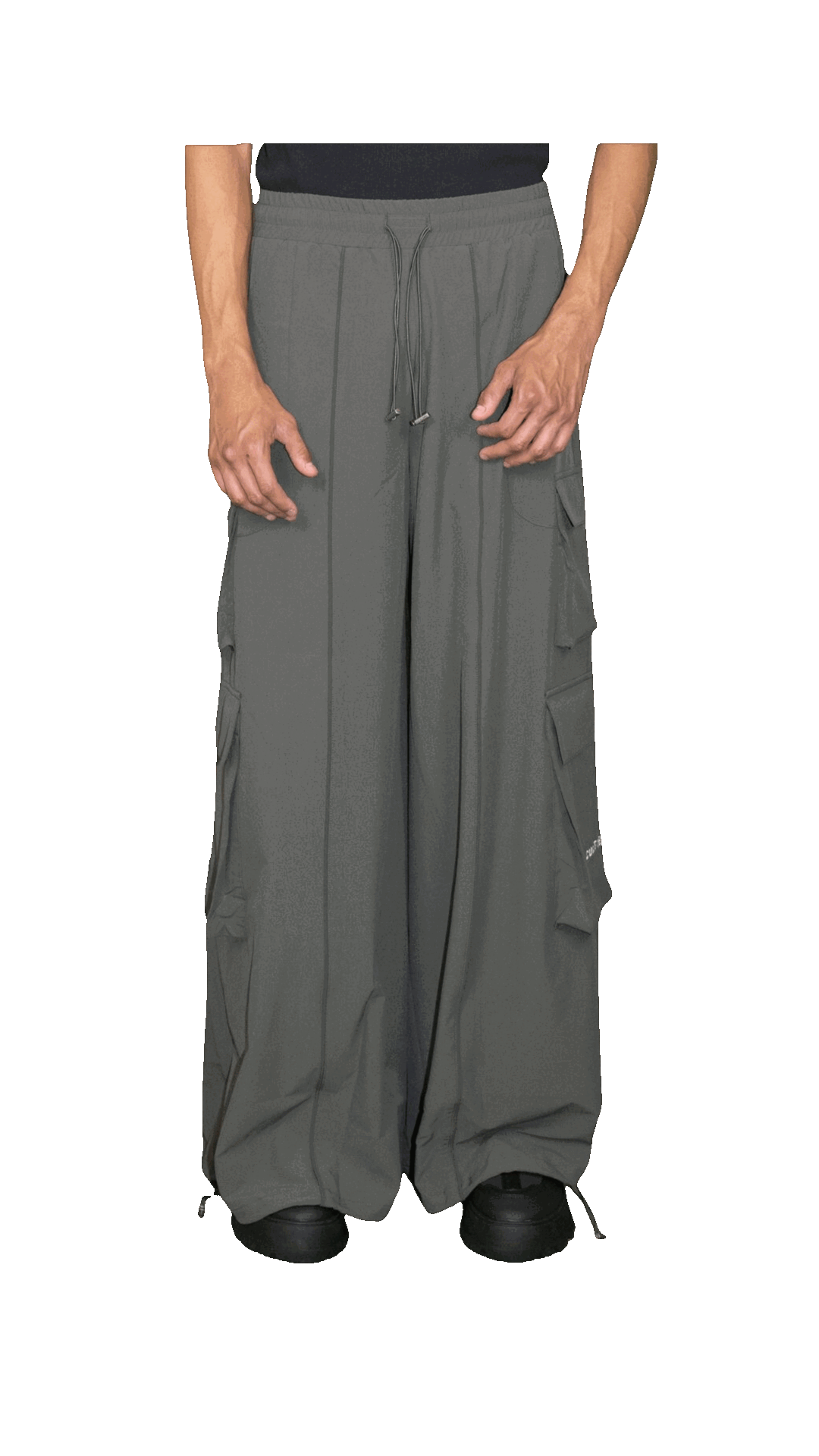 Wide-legged nylon pants in grey - TAUNUS