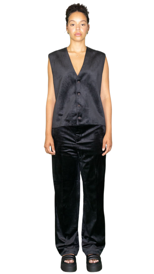 Vegan suede vest in black - CUSCO
