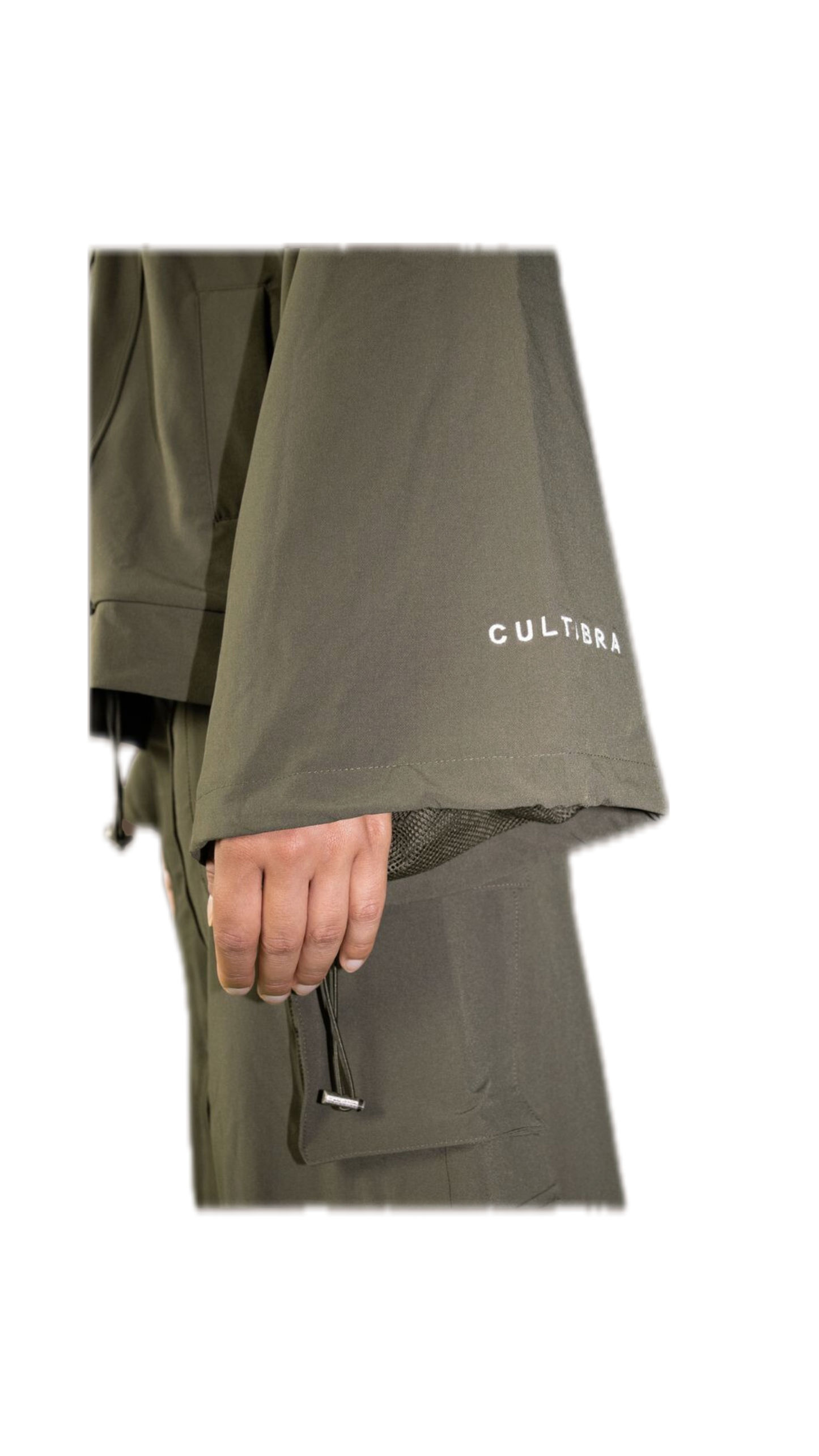 Wide-sleeved nylon jacket in dark green - TAUNUS