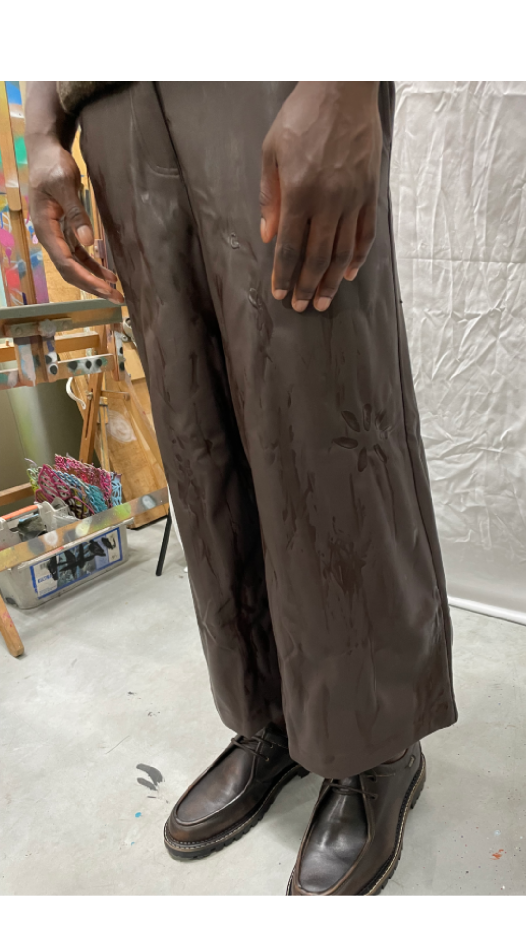 Long distressed leather shorts in brown - KARAGANDA